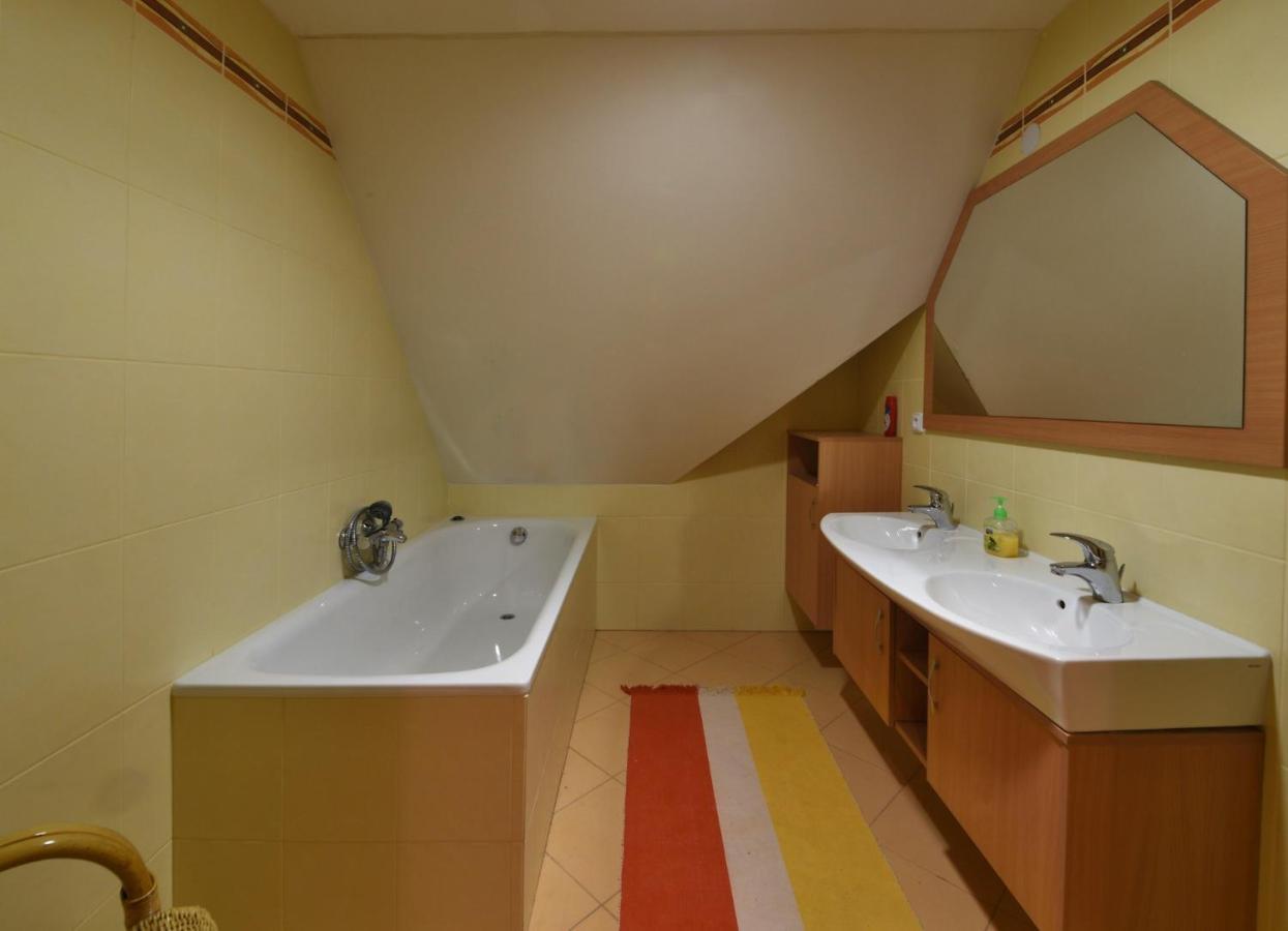 Apartman Bile Labe Špindlerŭv Mlýn Exteriör bild